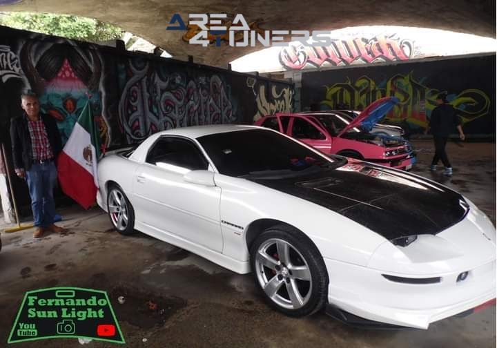 Exclusive And Private 2.0 Turbo
Imagen del reportaje de la revista Tuning Area4tuners.es, de la concentración de coches Tuning del año 2024 en Nicolás Romero, México.