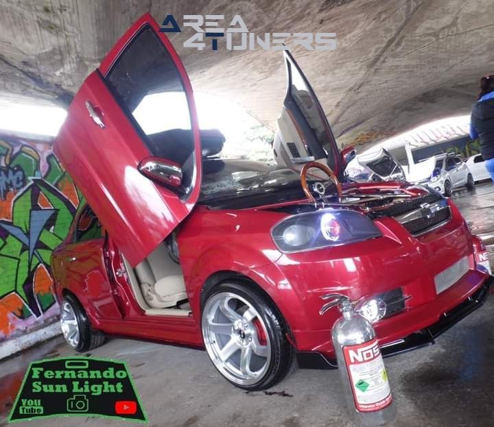 Exclusive And Private 2.0 Turbo
Imagen del reportaje de la revista Tuning Area4tuners.es, de la concentración de coches Tuning del año 2024 en Nicolás Romero, México.