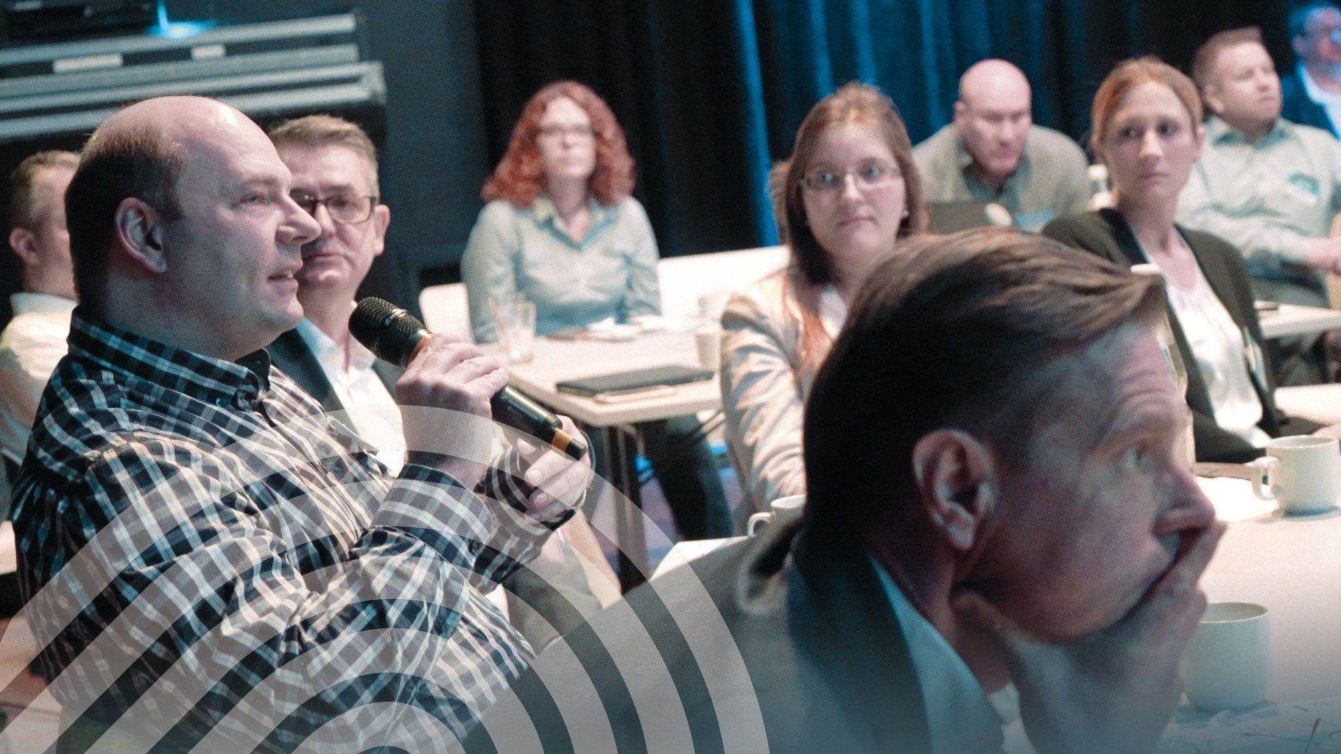 Begehbares Social Engineering-Teppichspiel Bluff & Hack Begehbares Social Engineering-Teppichspiel Bluff & Hack