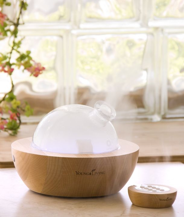 Aria Ultraschallvernebler Der Aria Ultraschallvernebler (Diffuser) ist das Lususmodell der Vernebler von Young Living.