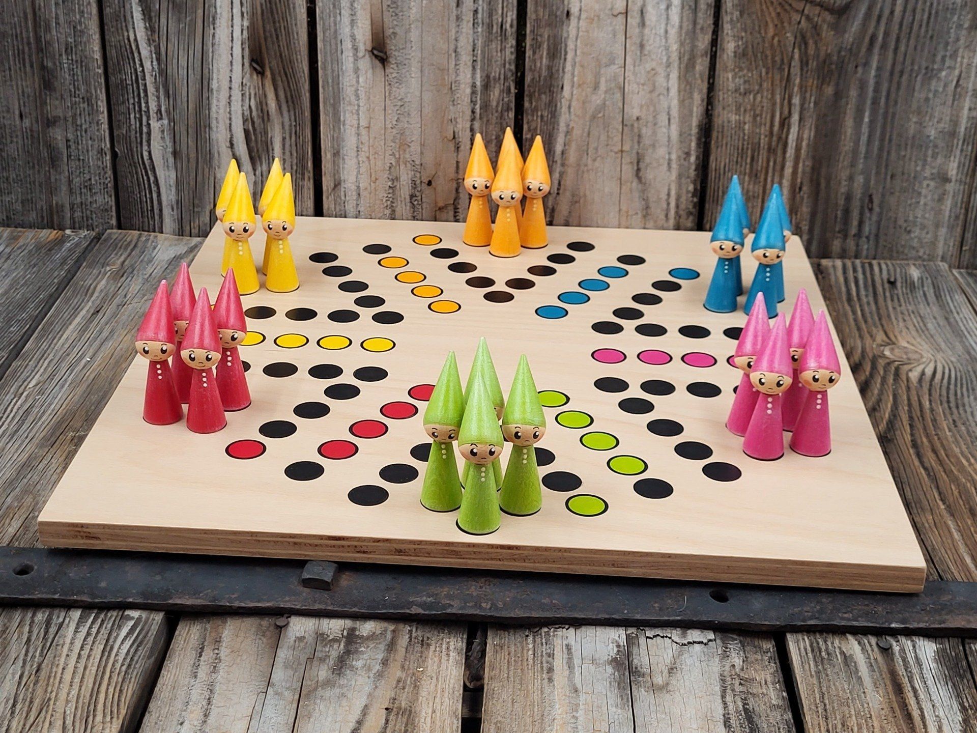 Brettspiel Mensch ärgere dich nicht