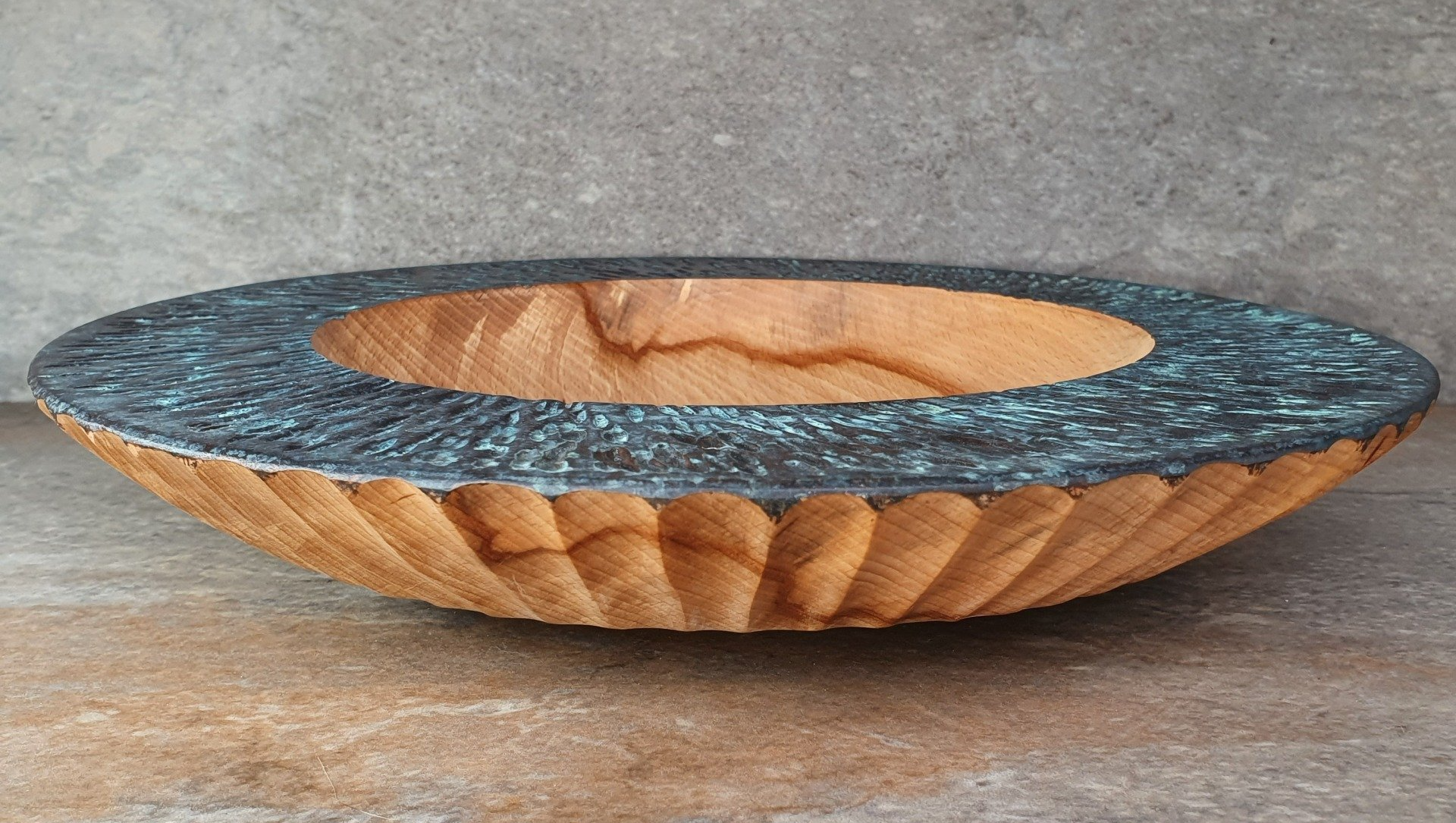 WoodyNess Collection Bronzed Beech WoodyNess Collection beech bowl with bronze effect patinated rim