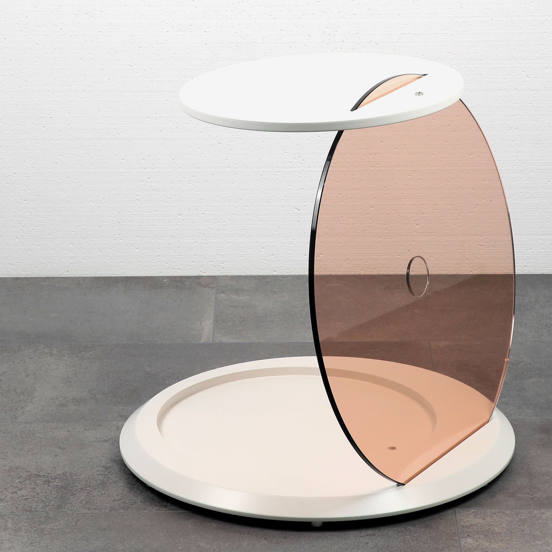 Side Table standupTable by objektN Design: solid colored glass, lacquered MDF