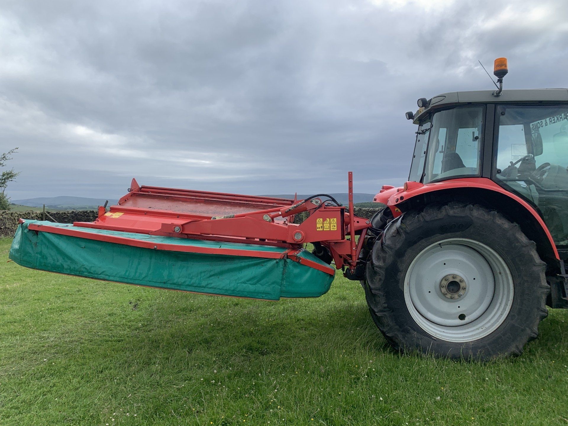 Taarup, Mower Condtioner, 3128, 9' Cut, 9 Foot, Excellent order, For sale, Mowing Machine, New Blades, Fella, SM270, Disc Mower, Krone, Kuhn, Lely, Mowing Machine, 9' Cut, Plane Mower, Teagle, Flail Mower, Verge Mower, TA PS, 220, TAPS 220, 2.2m Cut. Mower, Cutting Machine, Mowing, Grass, Rushes, Overgrowth, Undergrowth, Field, Land, Paddock, Machinery For Sale, Parkers Trading, Ebay, Flail Topper, Grass Cutter, New, 2017, Roller, Flails, Hammers, Mulcher, Verge, Hedege, North yorkshire, Tosside, For Sale, Machinery, Dealer, Kuhn, Maschio, Kvernland, Taarup, Major, Disc Mower, Baler, Tedder, Rake, Grass, Silage, Tractor, PTO,