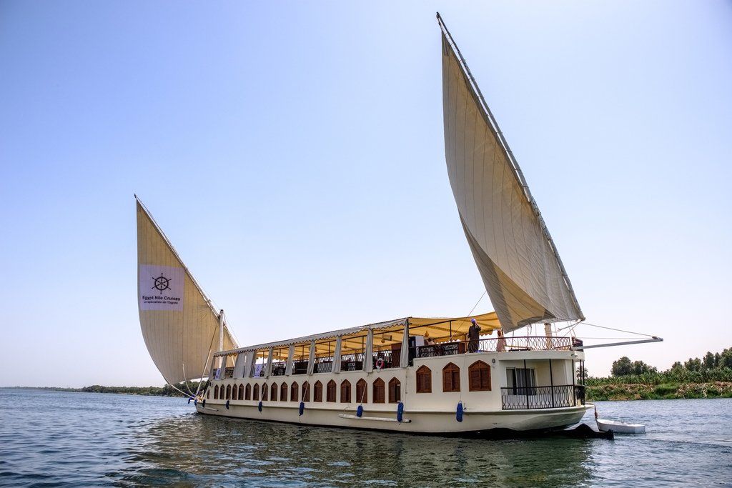 dahabiya sur le Nil, croisière sur le Nil, croisière petit bateau, agence de voyage egypte, croisière Deluxe Nil, Louxor, Assouan, Egypte, felouque sur le Nil,