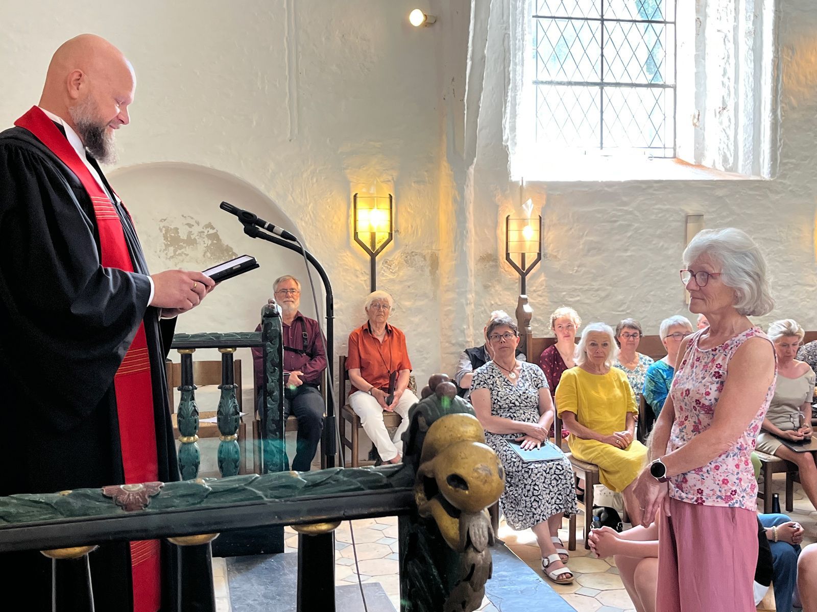 Verabschiedung Kantorin E. Weisenberger: Der Pastor und E. Weisenberger