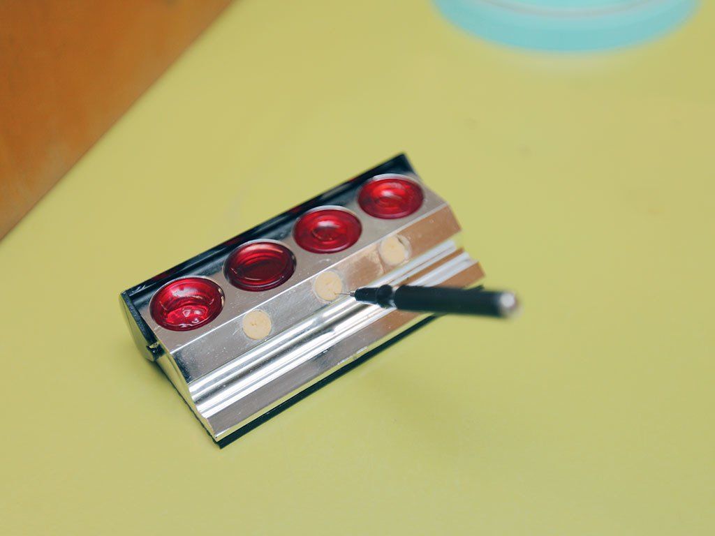 Uhrmacher Ölnäpfchen