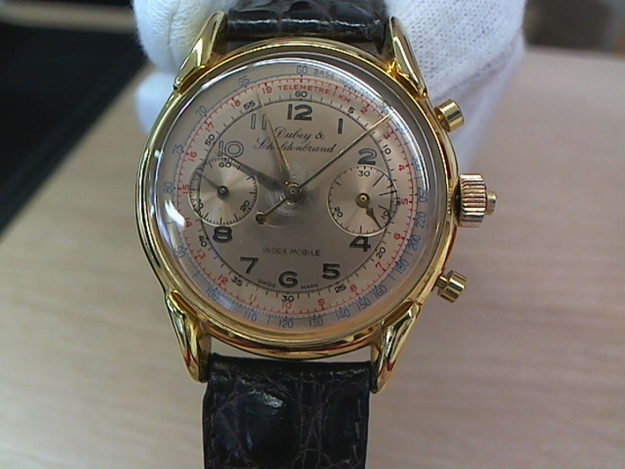 DUBEY & SCHALDENBRAND UHRMACHER