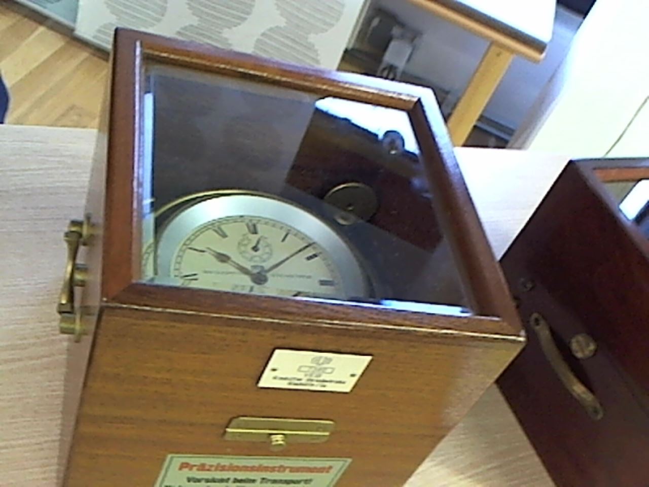 GUB GLASHÜTTE Schiffsuhr reparieren