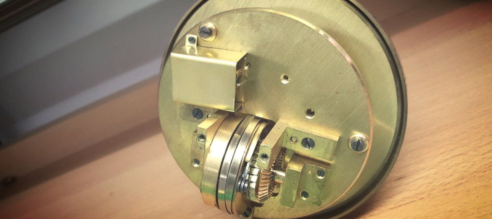 Kugeluhr reparieren Kugeluhr reparieren