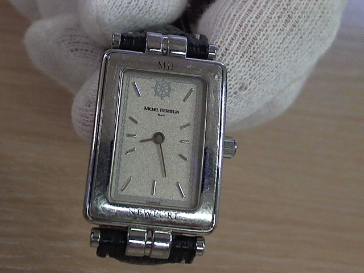 MICHEL HERBELIN REPARATUR