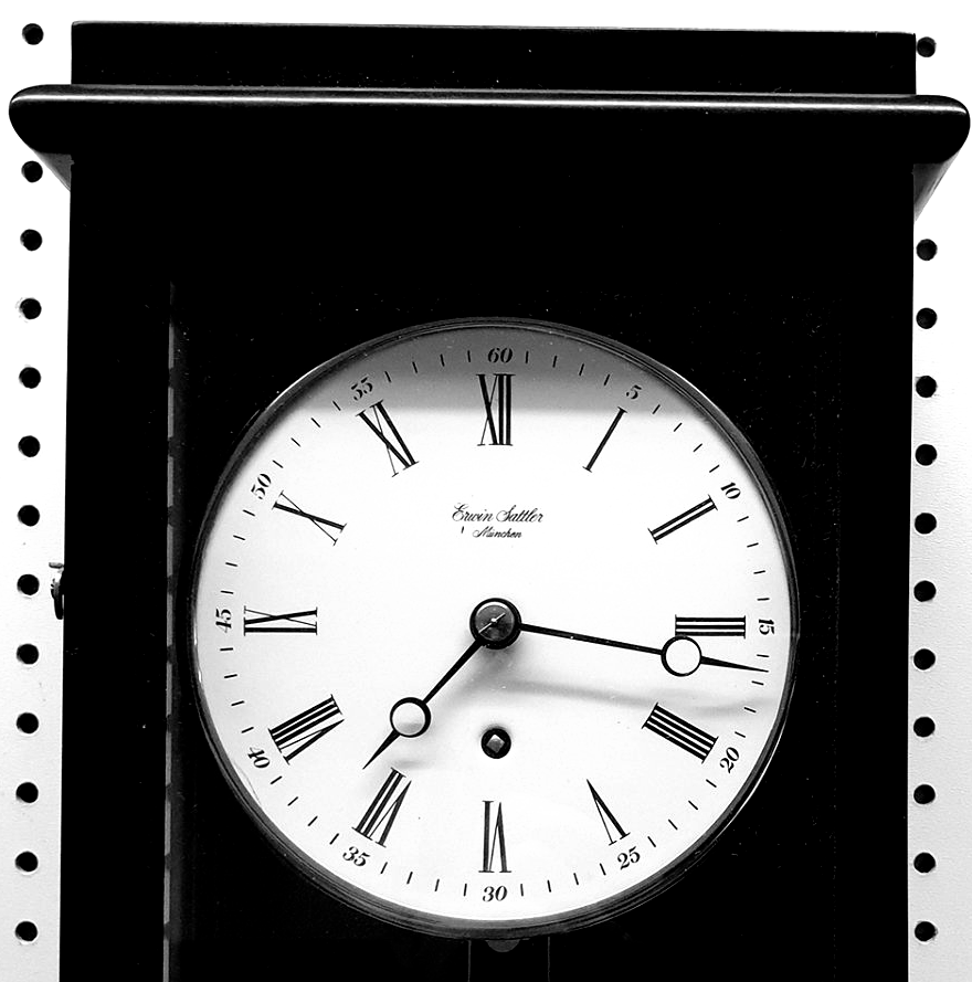 Reparatur einer Erwin Sattler Wanduhr Erwin Sattler Reparatur
