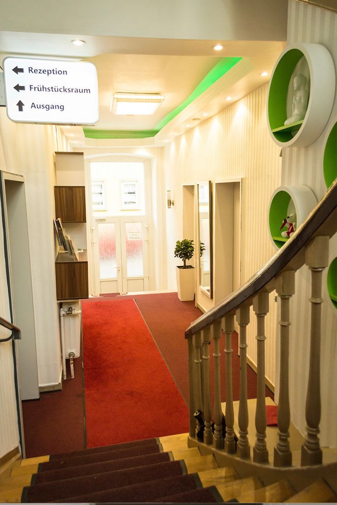 Treppenhaus mit Ausgang