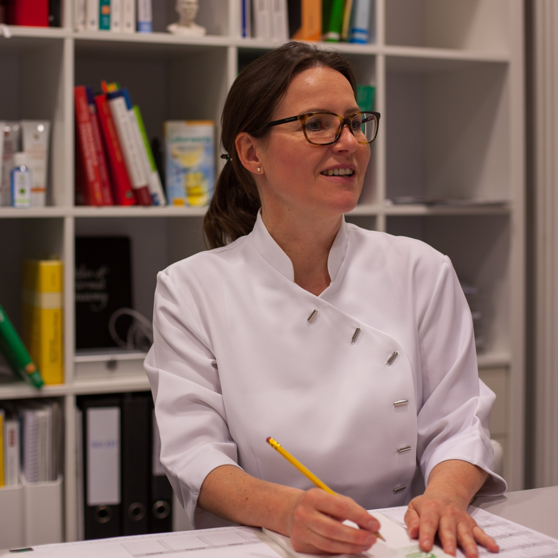 TCM, Patientengespräch, Anamneseund Diagnosestellung in Winnenden und Ludwigsburg, Naturheilpraxis Diana Rahn