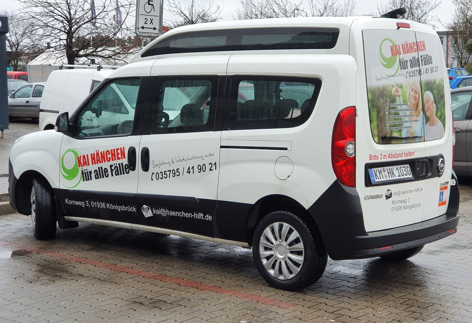 Persönliche Alltagsbegleitung, Entlastung, Fahrdienst Flexible und individuelle Unterstützung von hilfsbedürftigen Menschen im Umgang mit allgemeinen Alltagsanforderungen in Ihrem vertrauten häuslichen Umfeld.