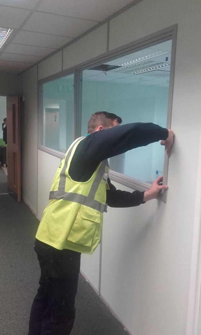 Glass Window Fitter