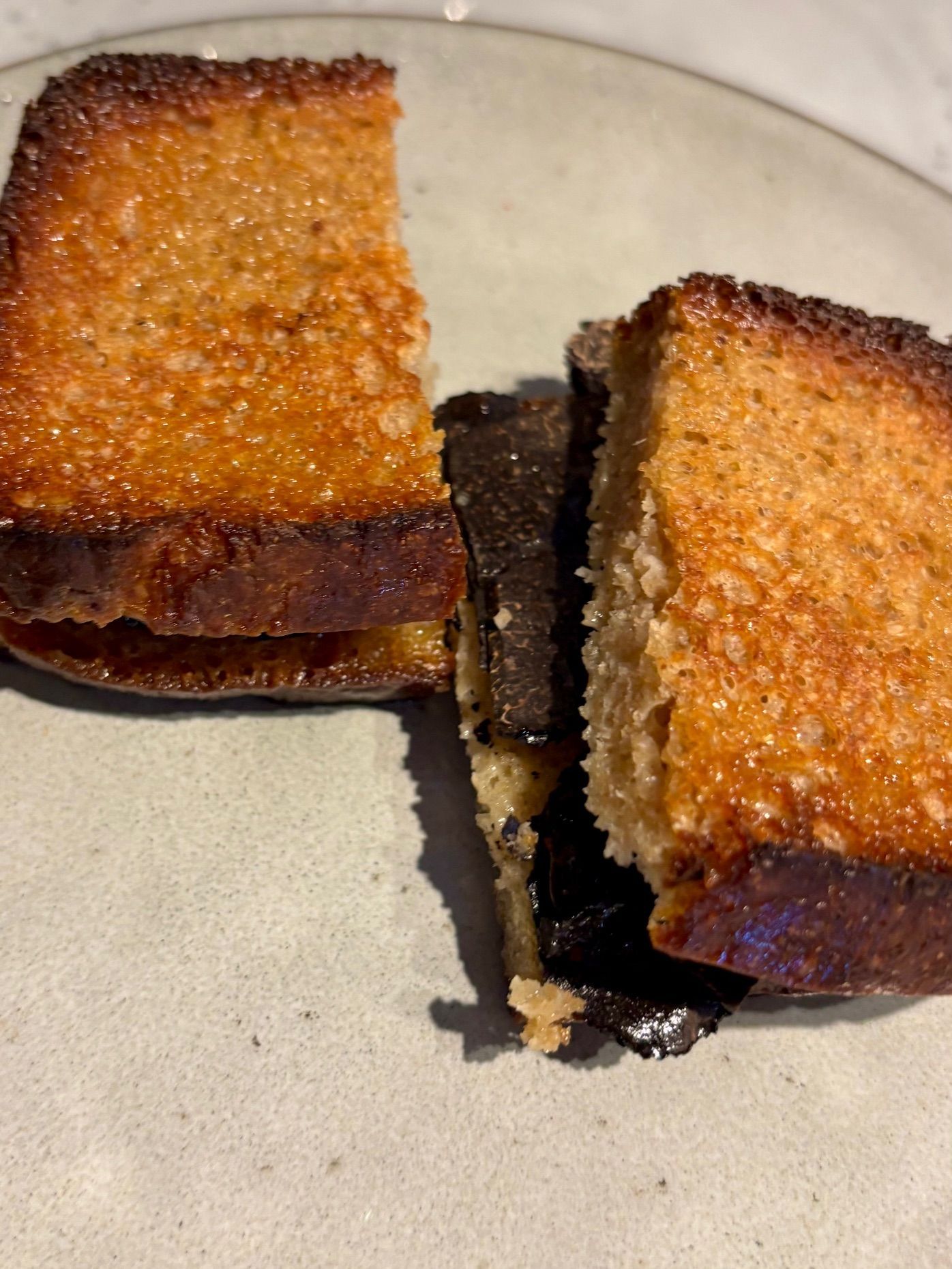 Le Sandwich à La Truffe Noire à Au Coeur des Terroirs