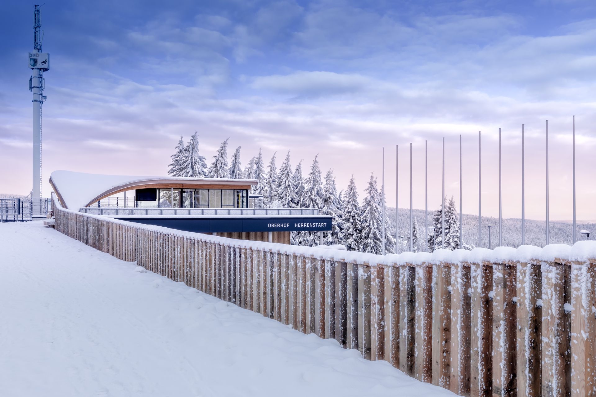Architekturfotografie TSF Erfurt - Eingang, Rennrodelbahn Oberhof
