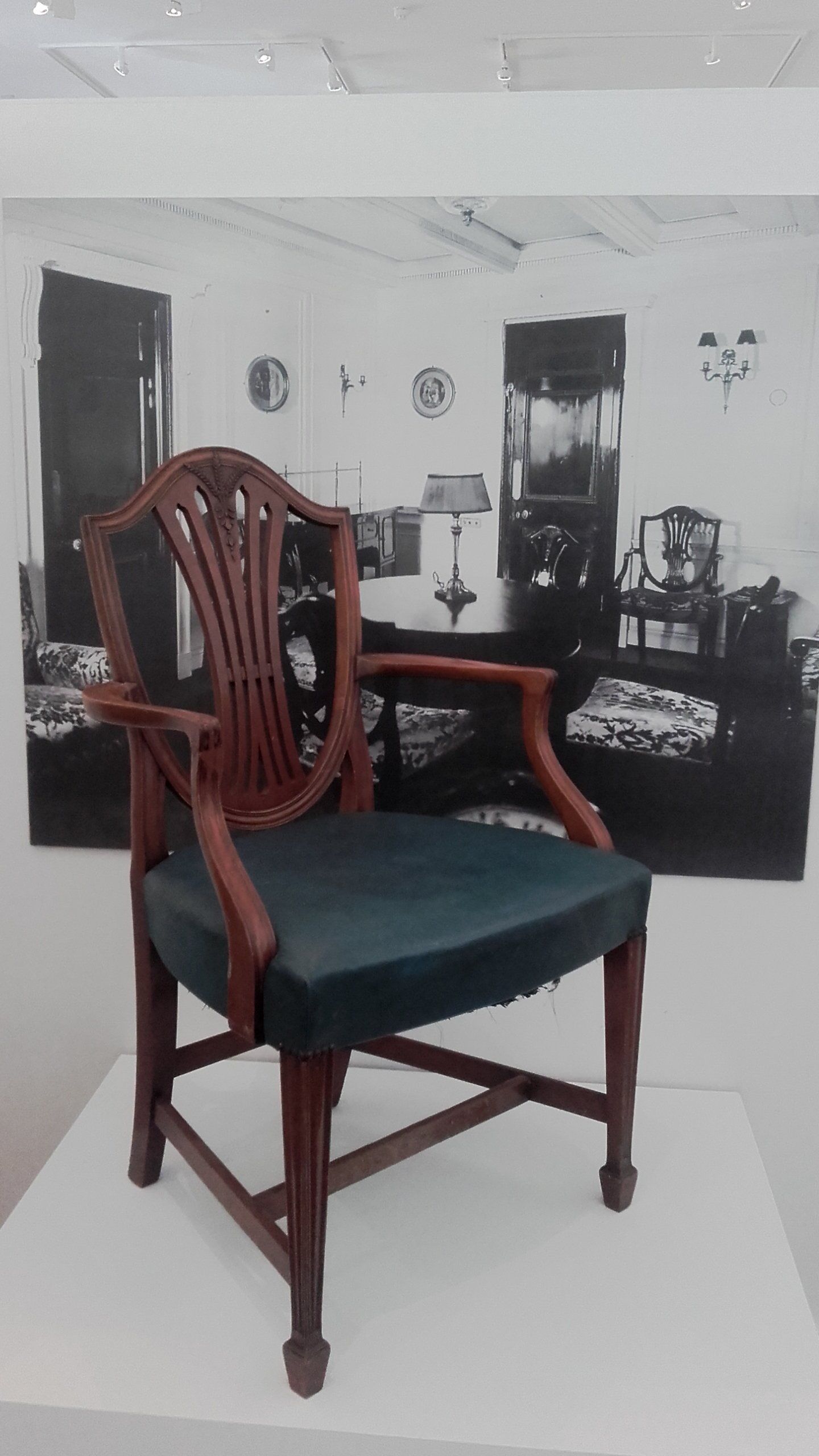 titanic artefacts, titanic exhibition, touring exhibitions, titanic and white star line exhibition, rms olympic, hmhs britannic, titanic in photographs, white star line, titanic auctions, titanic, titanic belfast, harland and wolff, captain ej smith, titanic movie, rms titanic, ss titanic, marconi, exhibitions, museums, museum exhibition, titanic in america, white star liners, titanic first class, titanic second class, titanic third class, titanic passengers, titanic crew, titanic wreck, titanic wrecksite, titanic costumes, titanic movie props, titanic museums, exhibitions in the USA