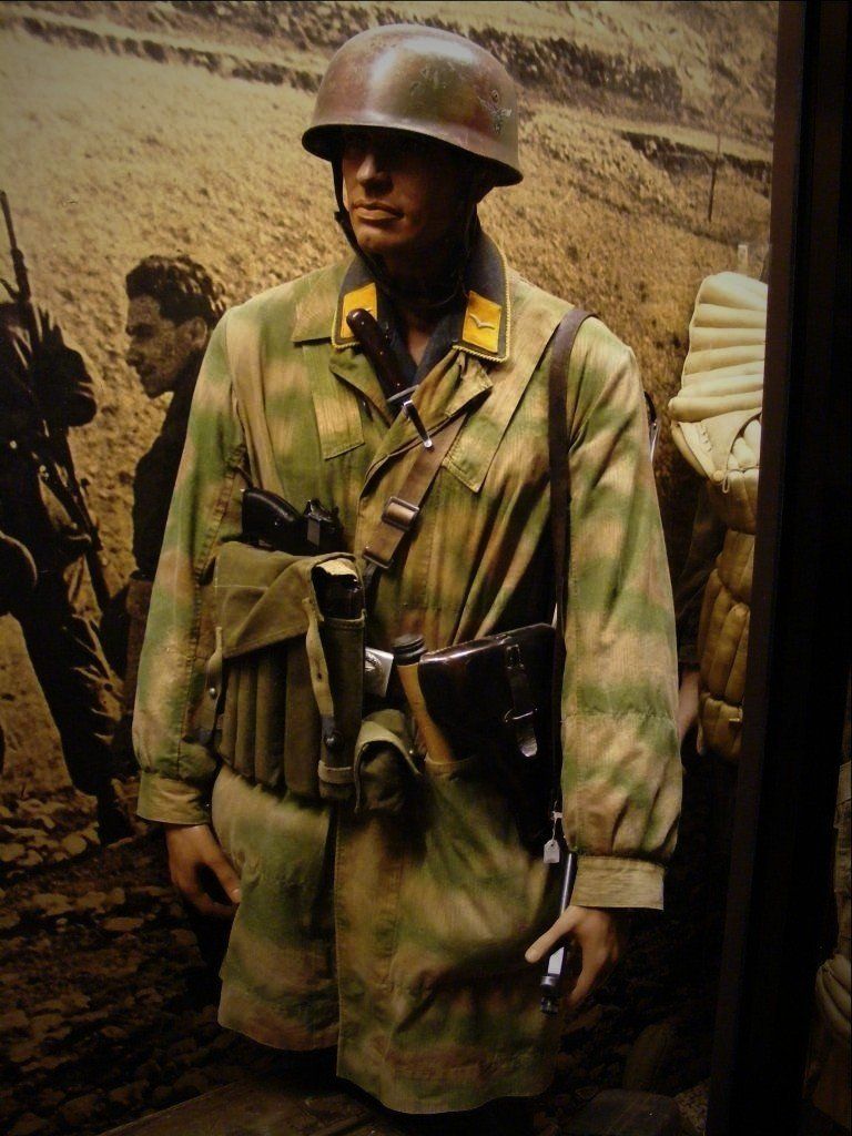 ww2 exhibition, 1939 - 1945 ww2, polish army world war two, nazi germany, german army ww2, D-day, 6th june 1944, battle of the bulge, operation market garden, arnhem, general maczek, touring exhibitions, ww2 exhibitions, poland first to fight, polish soldiers ww2, adolf hitler, general eisenhower, general montgomery, polish army in scotland, wojtek soldier bear, wojtek the bear, wojtek memorial edinburgh, polish 1st armoured division, armoured hussars, emil szmalc, mussolini, waffen ss, 12th ss panzer division, hitler youth, battle of normandy, falaise gap, general anders, africa corps, afrika corps, erwin rommel, polish parachute brigade, polish 1st armoured division