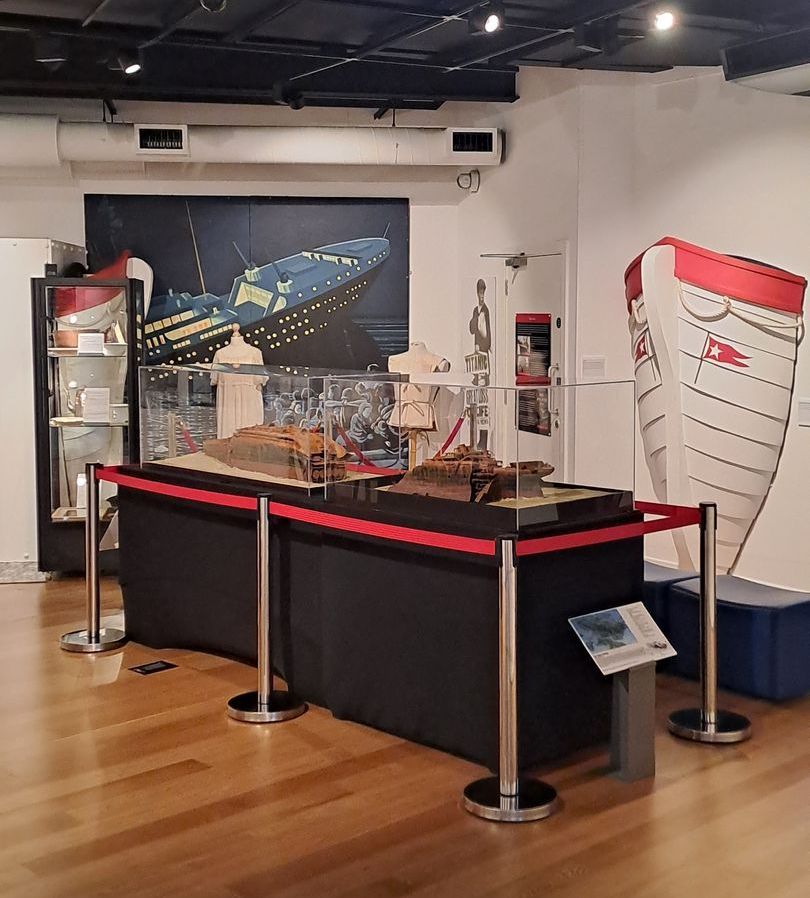 titanic wreck model display in exhibition
