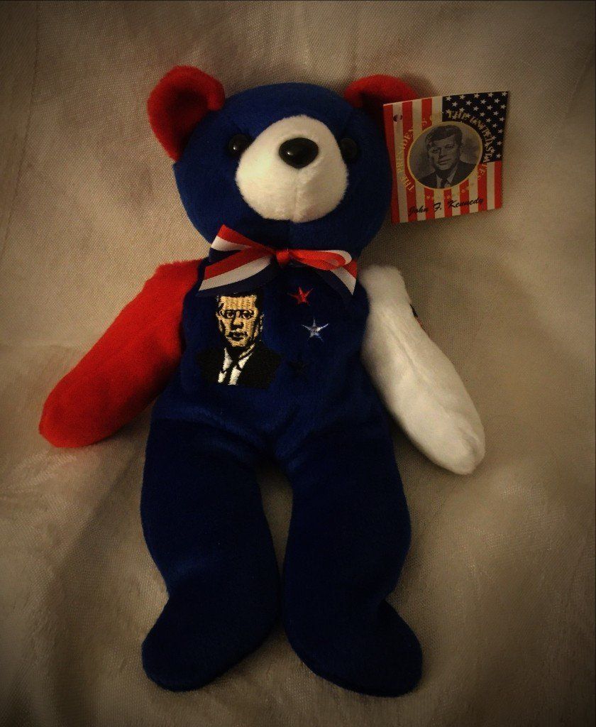 jfk assasination, jfk the exhibition, jfk artefacts, jfk dealey plaza, jfk dallas, jfk 1963, president kennedy, jfk memorial, jfk grassy knoll, grassy knoll, lee harvey oswald, jfk movie, jackie kennedy, jackie movie, clint hill, jfk white house