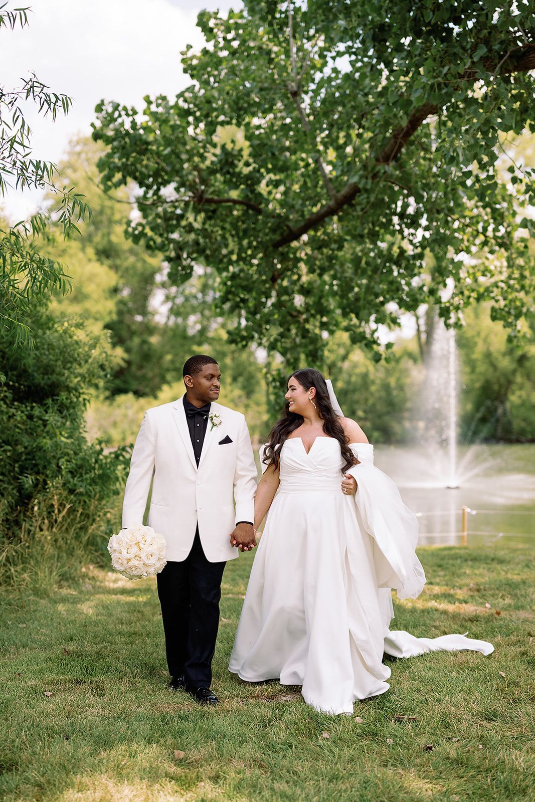 Wedding ceremony reception picture locations at Union 12 reception hall wedding venue in Fort Wayne