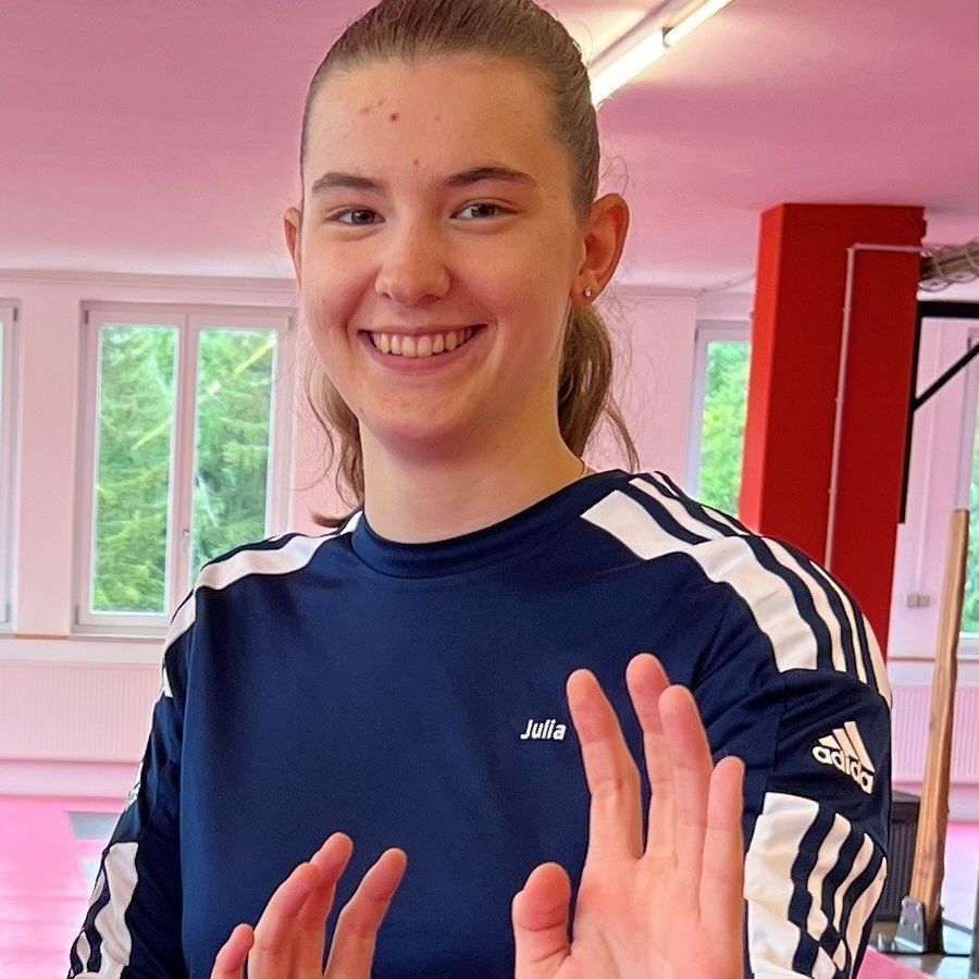 Mit SANKAN Selbstschutz sich wehren können und fit bleiben! SANKAN Selbstschutz - Selbstverteidigung & Krav Maga by SANKAN