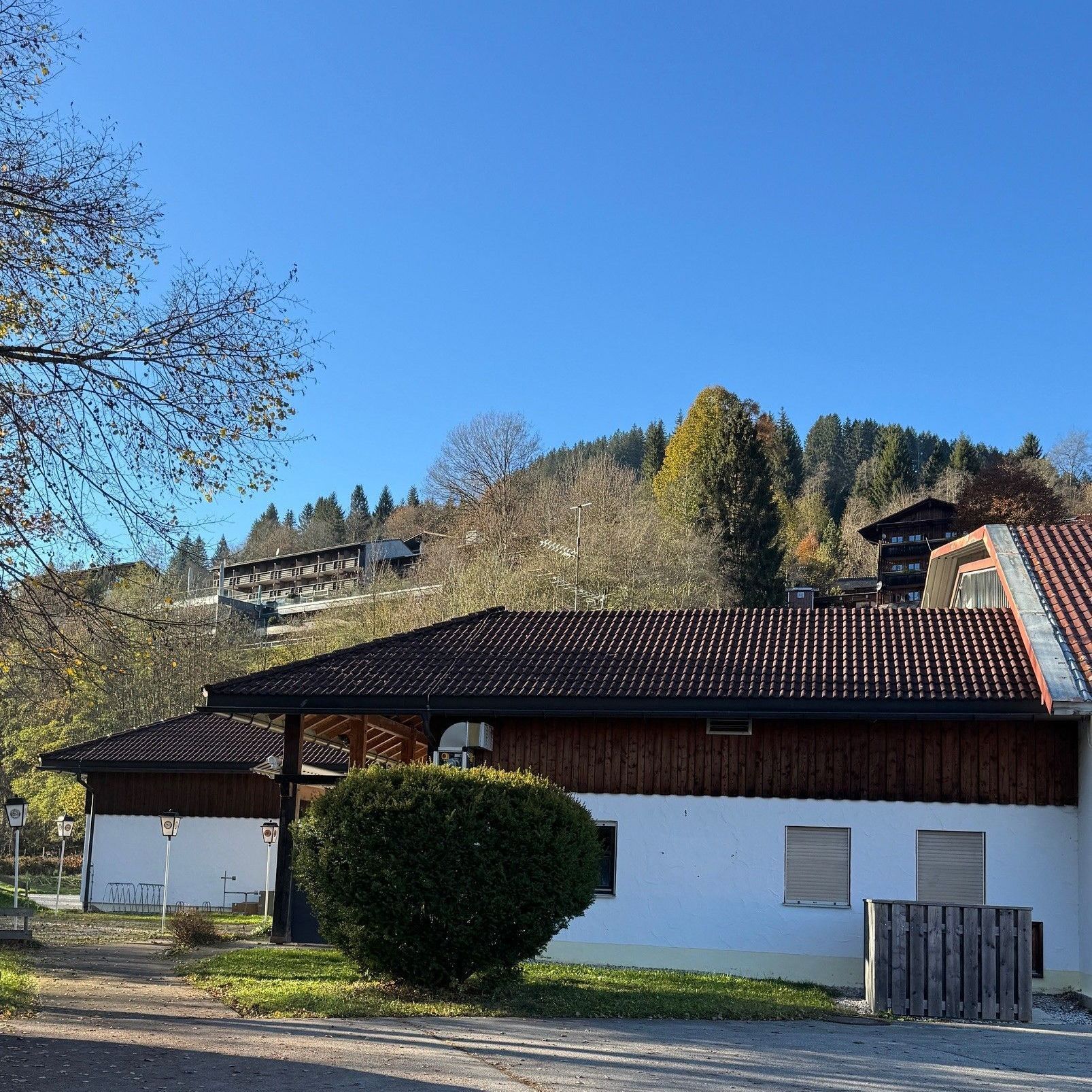 Du findest uns in der Squash-Halle Pfronten. SANKAN Kampfkunst und Karate in Pfronten - Ried