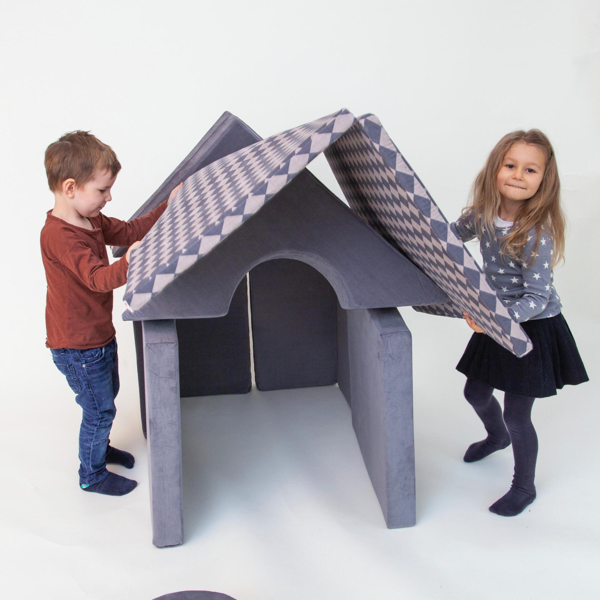 Spielhaus, Spielhaus Villa