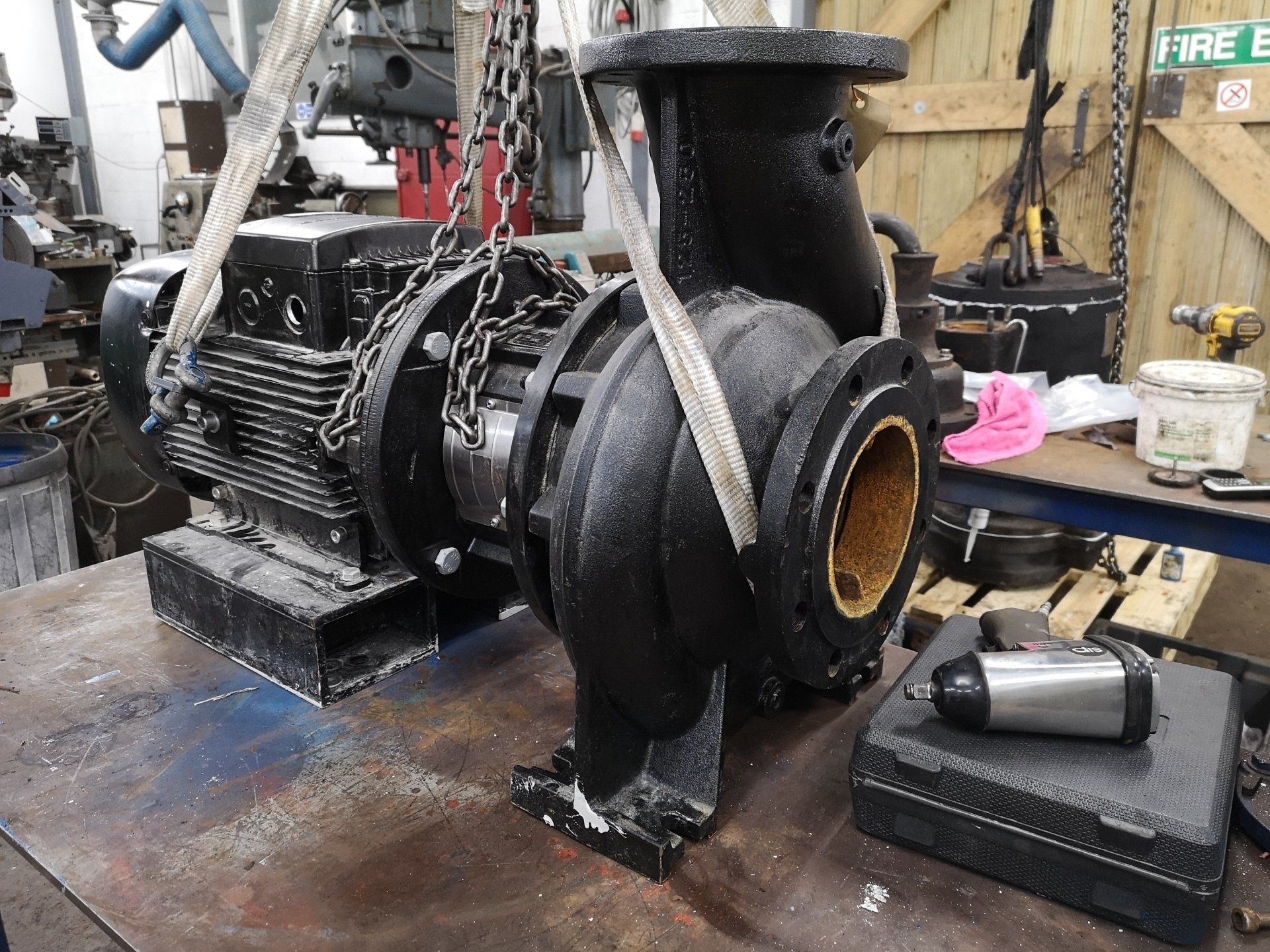 Circulator pump
