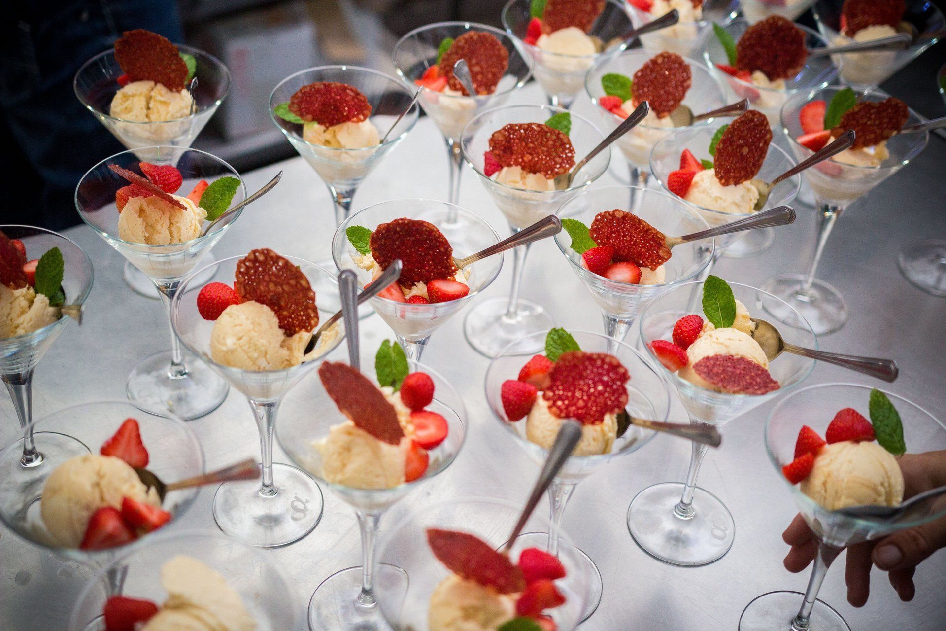 Filmproduktion & Fotografie - www.ronpetrass.de Urheber: Ron Petraß - Imagefilme, Trailer, Werbespots, Produktfilme, Businessfotografie, Hochzeitsfilme, Musikvideos