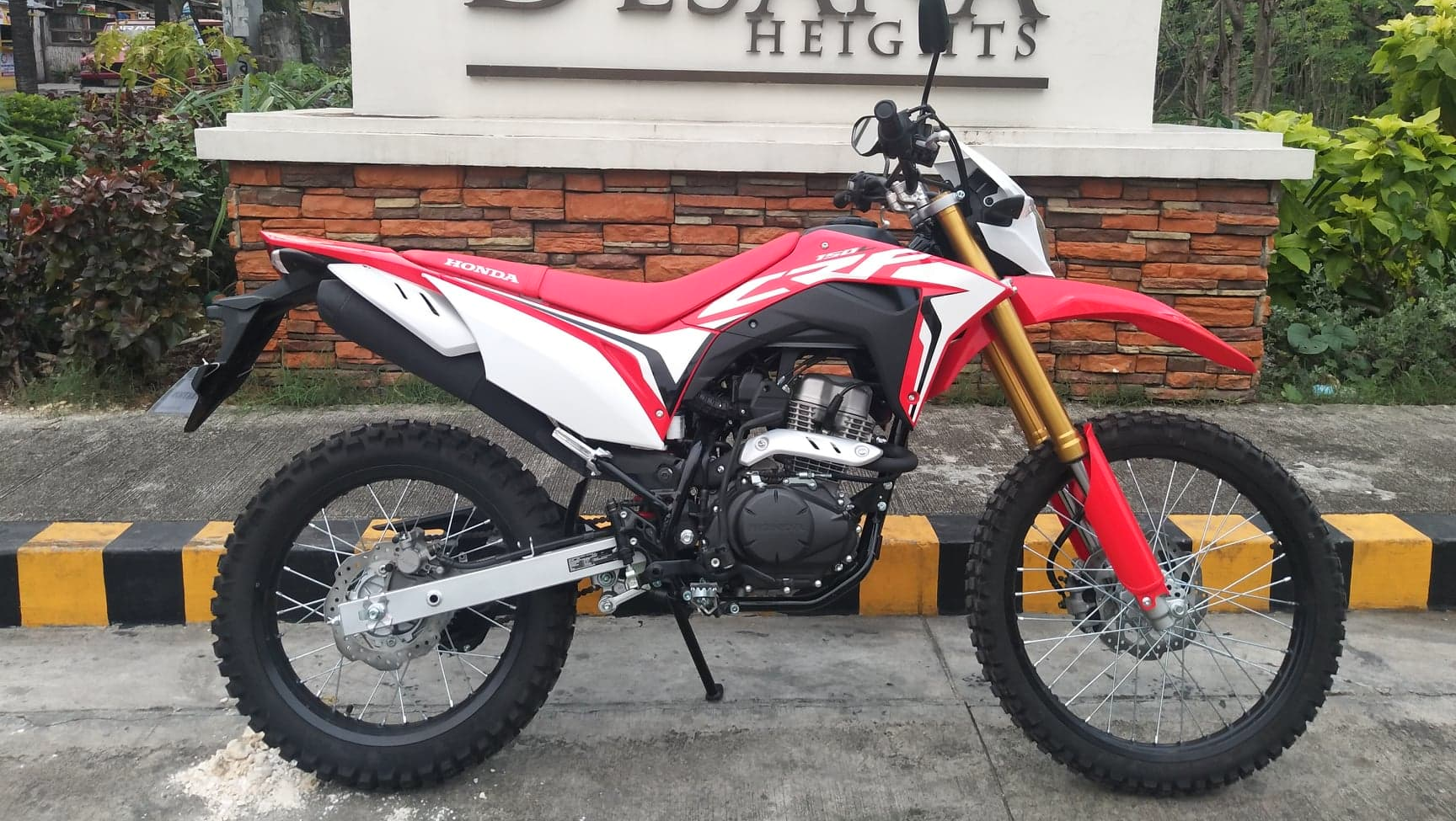 Honda CRF 150; Enduro | Motorrad in Cebu City mieten