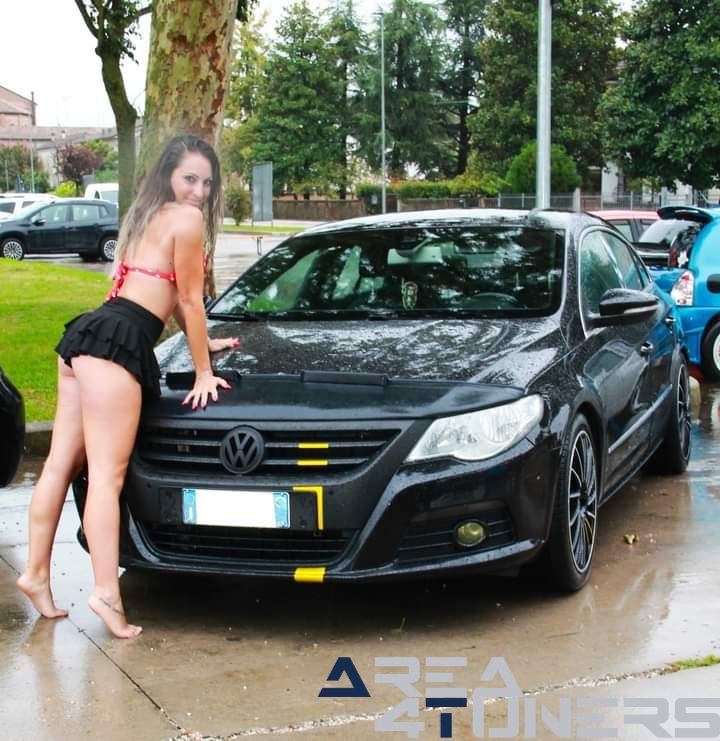 3 Raduno Serravalle High Perfonmance
Imagen del reportaje de la revista Tuning Area4tuners.es, de la concentración de coches Tuning del año 2024 en Serravalle, Italia.