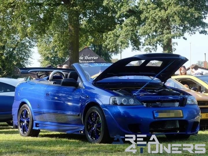 Black Devil And Bcs Meeting
Imagen del reportaje de la revista Tuning Area4tuners.es, de la concentración de coches Tuning del año 2024 en Hechtel Eksel, Bélgica.