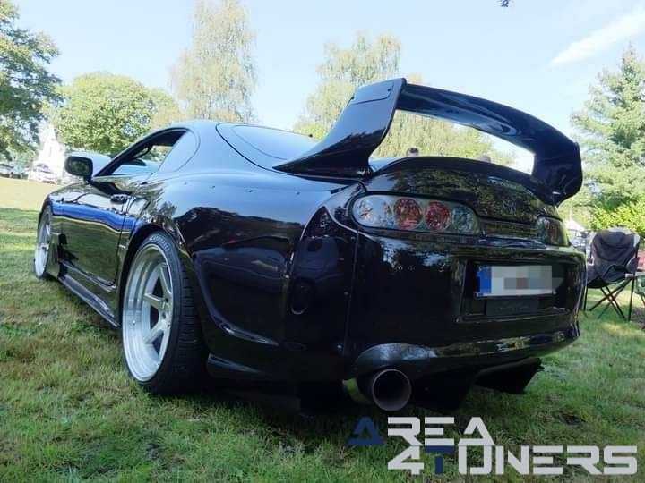 Imagen perteneciente al reportaje fotográfico de la revista Tuning de publicación diaria Area4tuners.es, de la concentración Tuning del año 2024 en Hechtel Eksel, Bélgica.