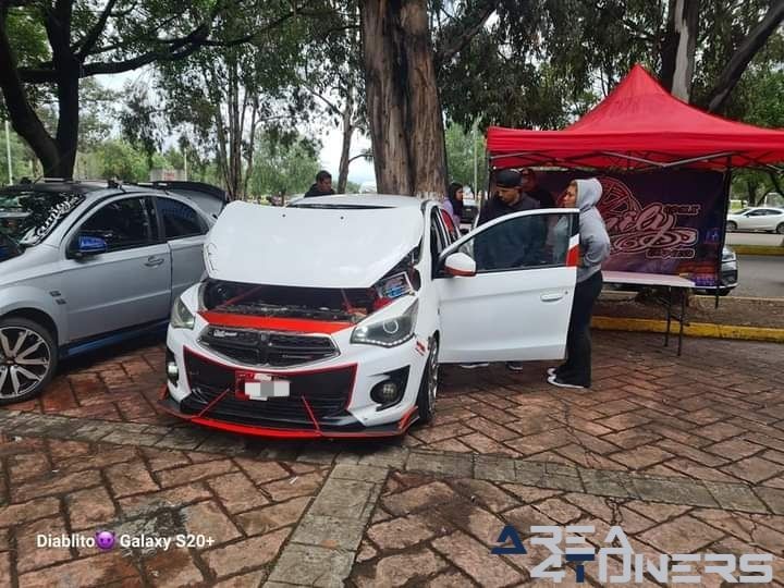 4º Aniversario Ancm
Imagen del reportaje de la revista Tuning Area4tuners.es, de la concentración de coches Tuning del año 2024 en Valle Del Chalco, México.