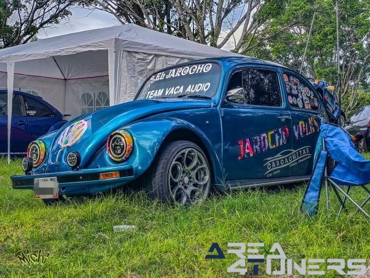 Vallevolks Fest 4.0
Imagen del reportaje de la revista Tuning Area4tuners.es, de la concentración de coches Tuning del año 2024 en Valle De Santiago, México.