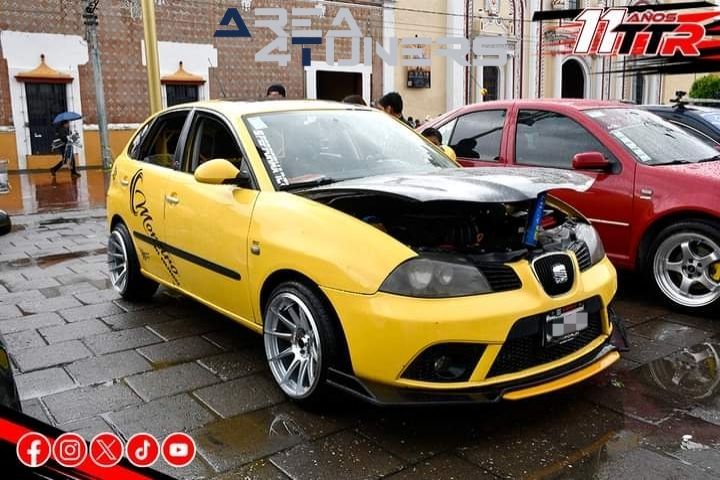 2º Meet The Old And New Tuning
Imagen del reportaje de la revista Tuning Area4tuners.es, de la concentración de coches Tuning del año 2024 en Tepeaca, Puebla, México.