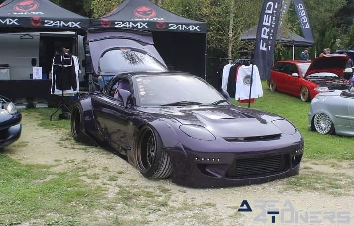 The Big Showdown Part 2
Imagen del reportaje de la revista Tuning Area4tuners.es, de la concentración de coches Tuning del año 2024 en Barberey-Saint Sulpice, Francia.