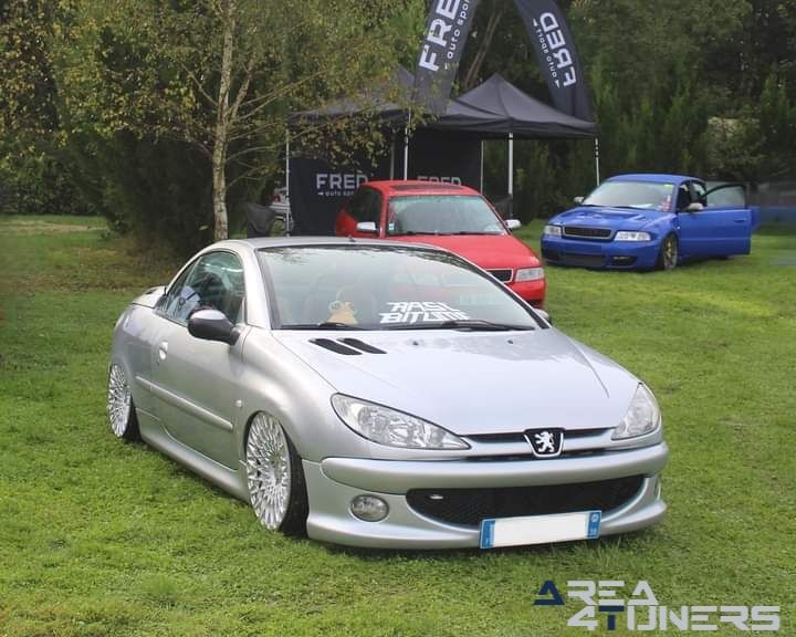 The Big Showdown Part 2
Imagen del reportaje de la revista Tuning Area4tuners.es, de la concentración de coches Tuning del año 2024 en Barberey-Saint Sulpice, Francia.