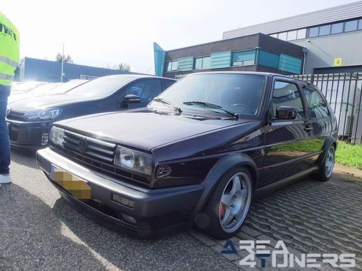 Vw Team Brabant
Imagen del reportaje de la revista Tuning Area4tuners.es, de la concentración de coches Tuning del año 2024 en Grevenlingenmeer, Holanda.