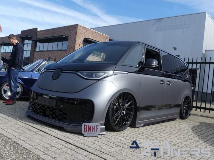 Vw Team Brabant
Imagen del reportaje de la revista Tuning Area4tuners.es, de la concentración de coches Tuning del año 2024 en Grevenlingenmeer, Holanda.