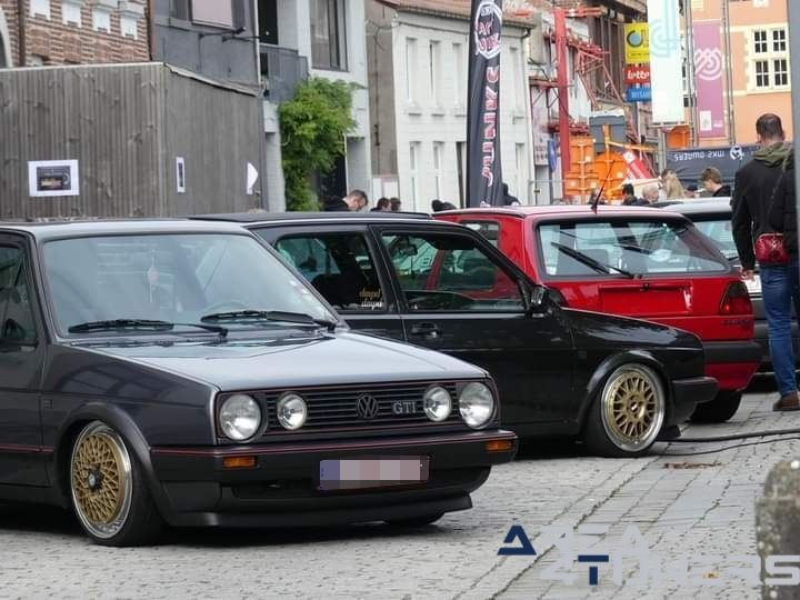 Pingla The Coolest Meet 2024
Imagen del reportaje de la revista Tuning Area4tuners.es, de la concentración de coches Tuning del año 2024 en Peer, Bélgica.