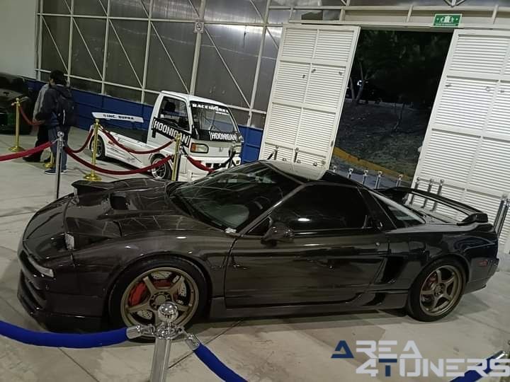Queretokio
Imagen del reportaje de la revista Tuning Area4tuners.es, de la concentración de coches Tuning del año 2024 en Querétaro, México.