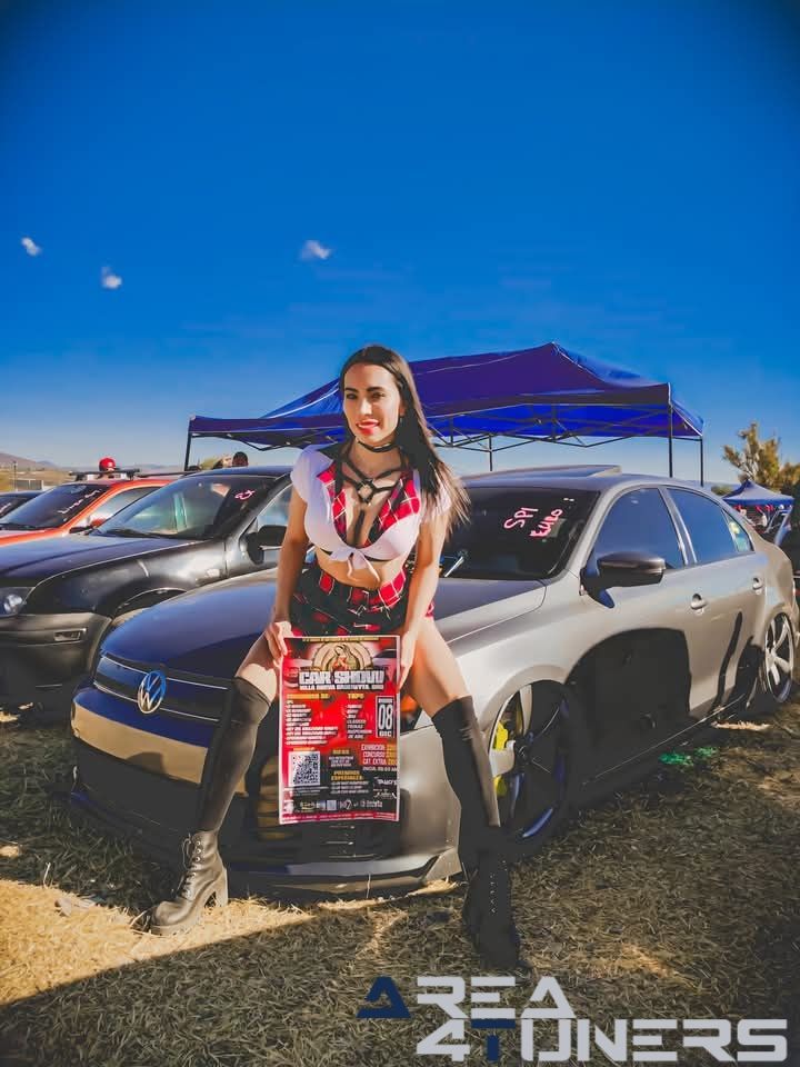 Tanos Fest 4 Volumen
Imagen del reportaje de la revista Tuning Area4tuners.es, de la concentración de coches Tuning del año 2024 en Ezequiel Montes, Querétaro, México.