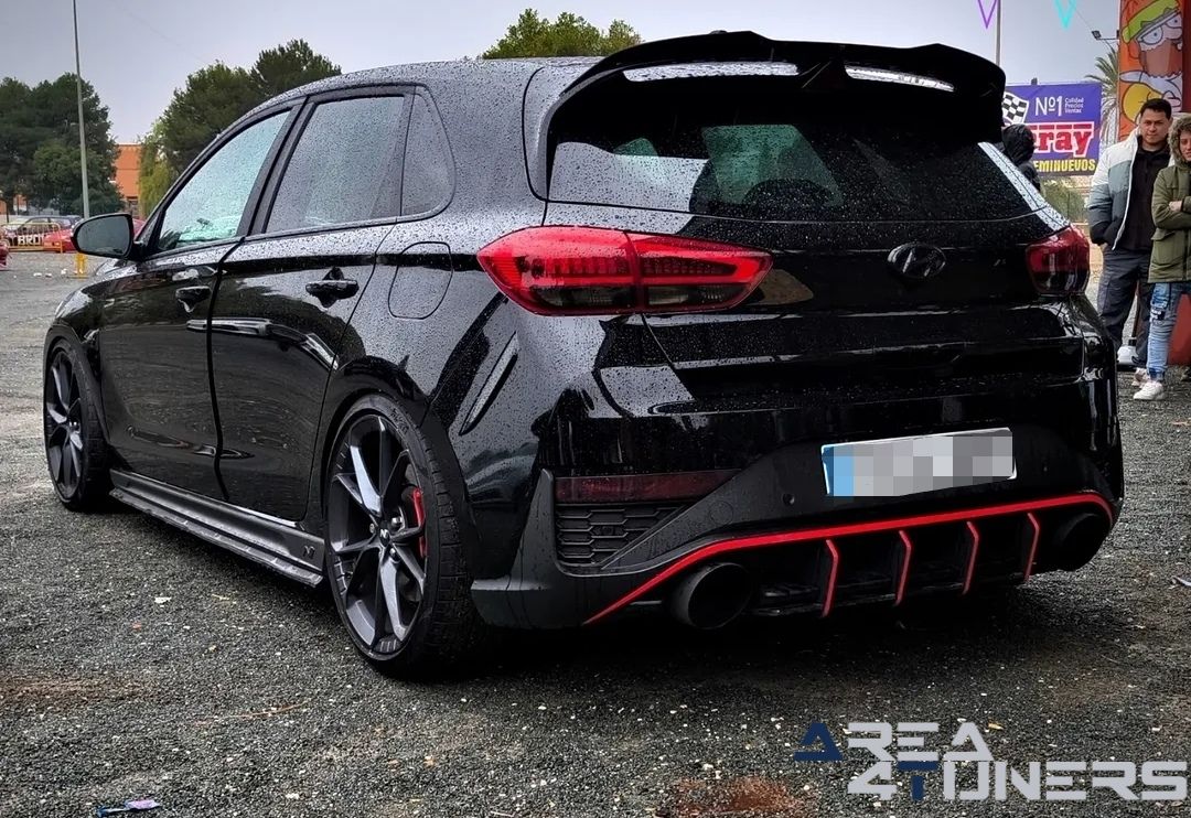 6a Concentración San Isidro Motor Fest
Imagen del reportaje de la revista Tuning Area4tuners.es, de la concentración de coches Tuning del año 2025 en San Isidro, Alicante, España.