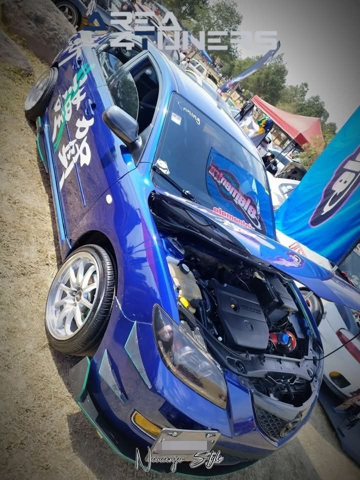 Aniversario Team Bandidos
Imagen del reportaje de la revista Tuning Area4tuners.es, de la concentración de coches Tuning del año 2025 en Chalco, México.