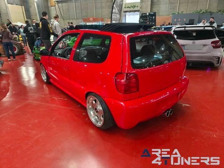 Guarida Motor Show 2026
Imagen del reportaje de la revista Tuning Area4tuners.es, de la concentración de coches Tuning del año 2025 en Teruel, España.