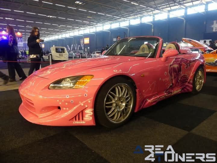Belgium Auto Show BAS
Imagen del reportaje de la revista Tuning Area4tuners.es, de la concentración de coches Tuning. del año 2025 en Fladers, Bélgica.